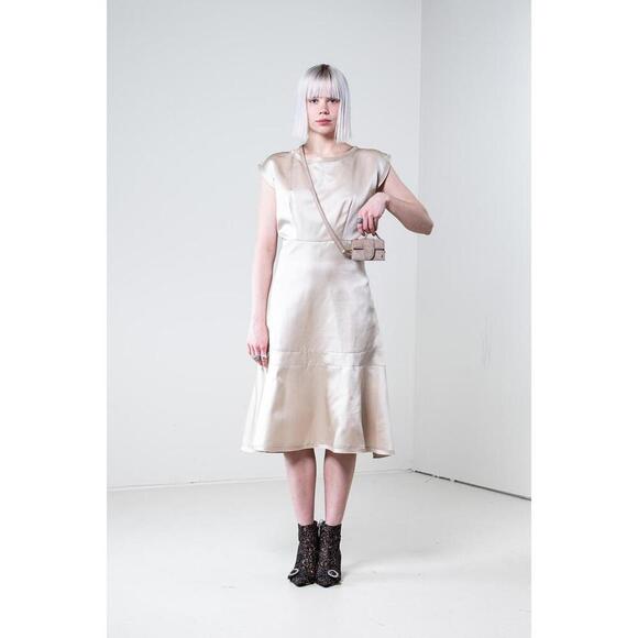 Jil Sander Beige Silk Sleevless Dress - Picture 2 of 8